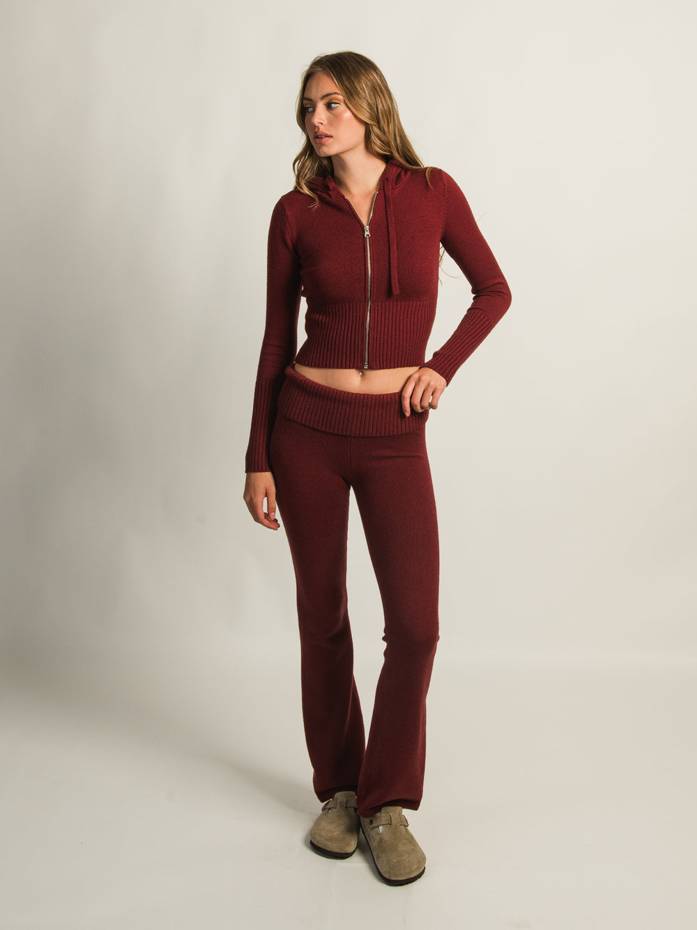 HARLOW BROOKE FLARE PANT - BURGUNDY