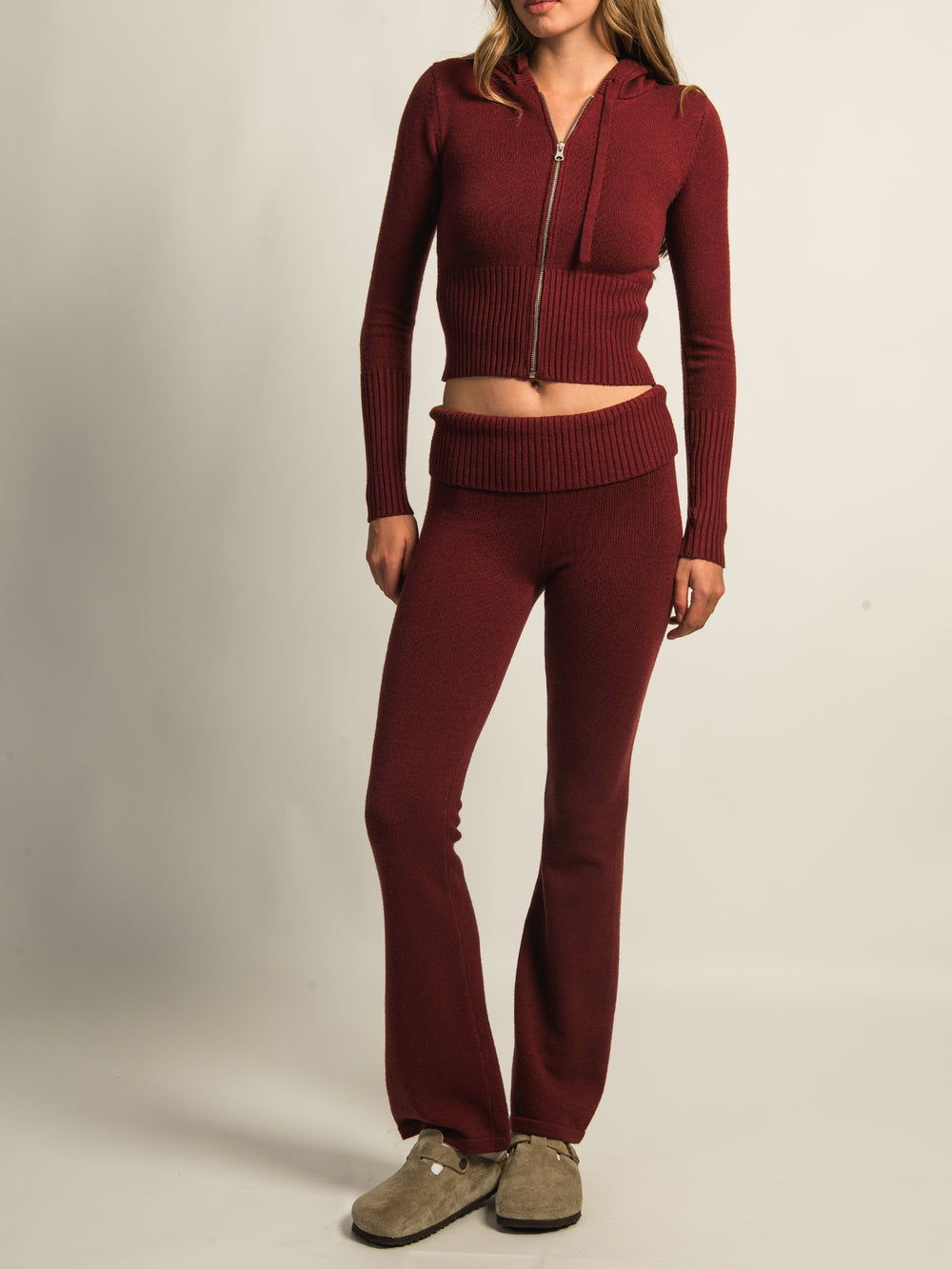HARLOW BROOKE FLARE PANT - BURGUNDY