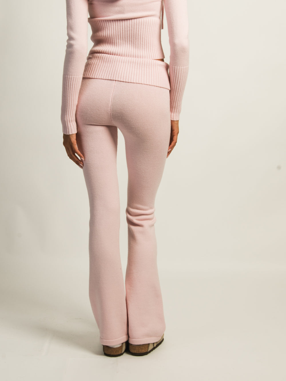 HARLOW BROOKE FLARE PANT - LIGHT PINK