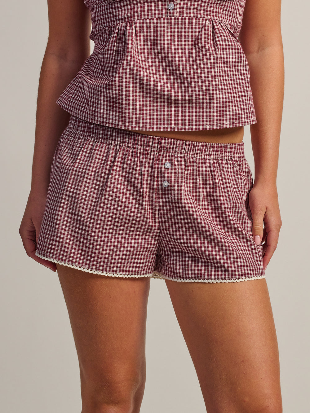 HARLOW POSIE SHORT-BURGUNDY