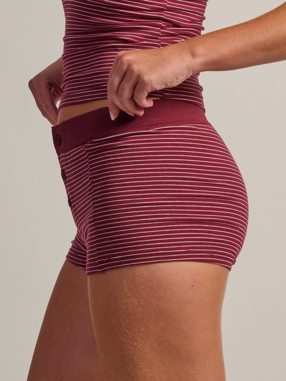 HARLOW BRIAR STRIPE SHORT - BURGUNDY