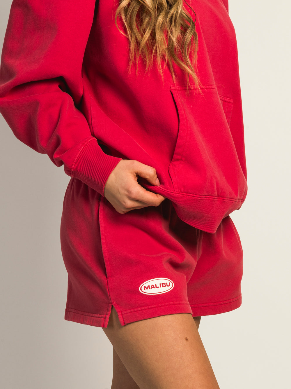 HARLOW MAX SHORT - WASHED RED