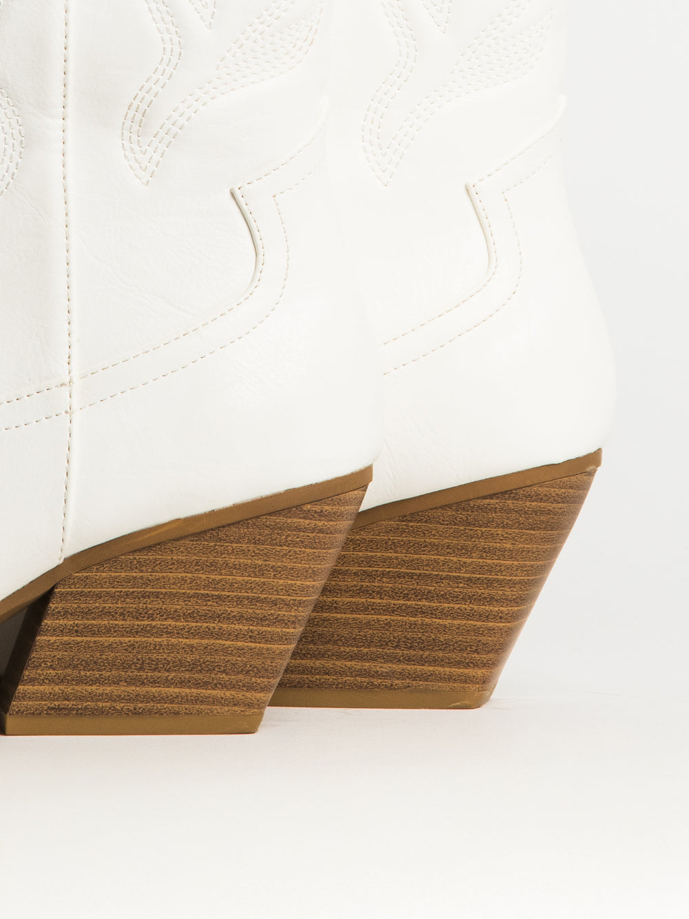 WOMENS HARLOW STASSIE COWBOY BOOTS - WHITE