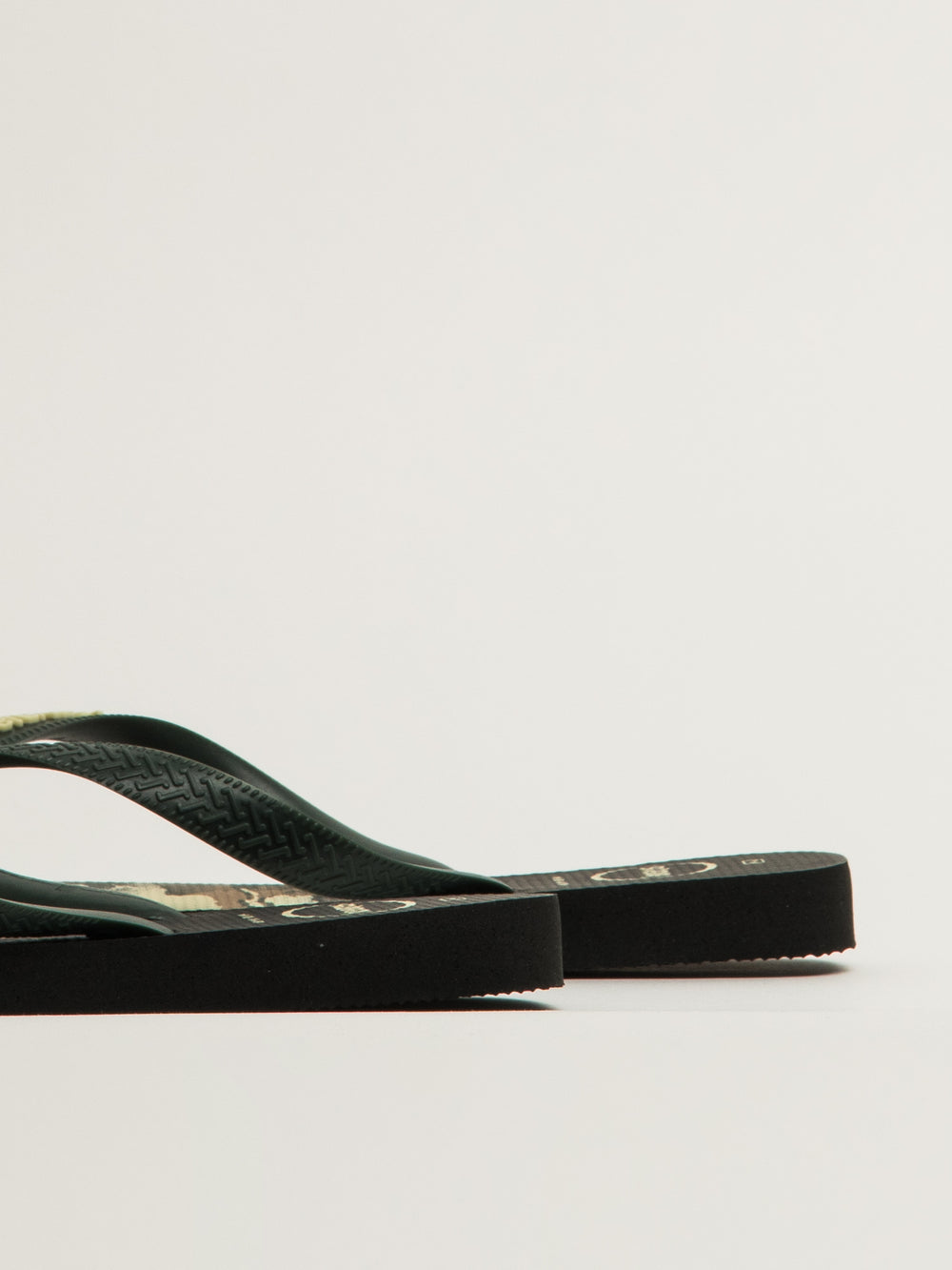 MENS HAVAIANAS TOP CAMO - GREEN