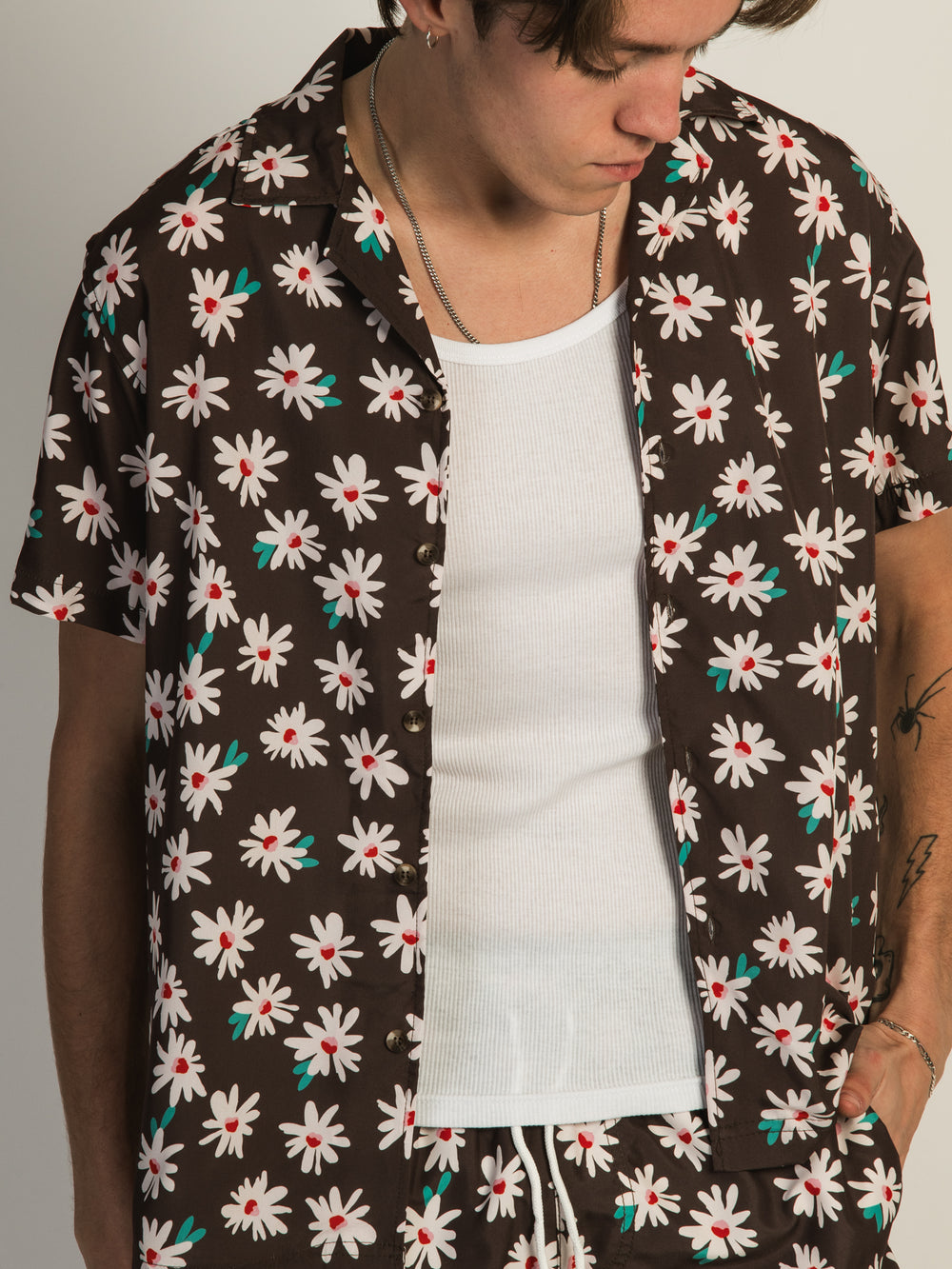 ISLAND HAZE FLORAL SHORT SLEEVE WOVEN
