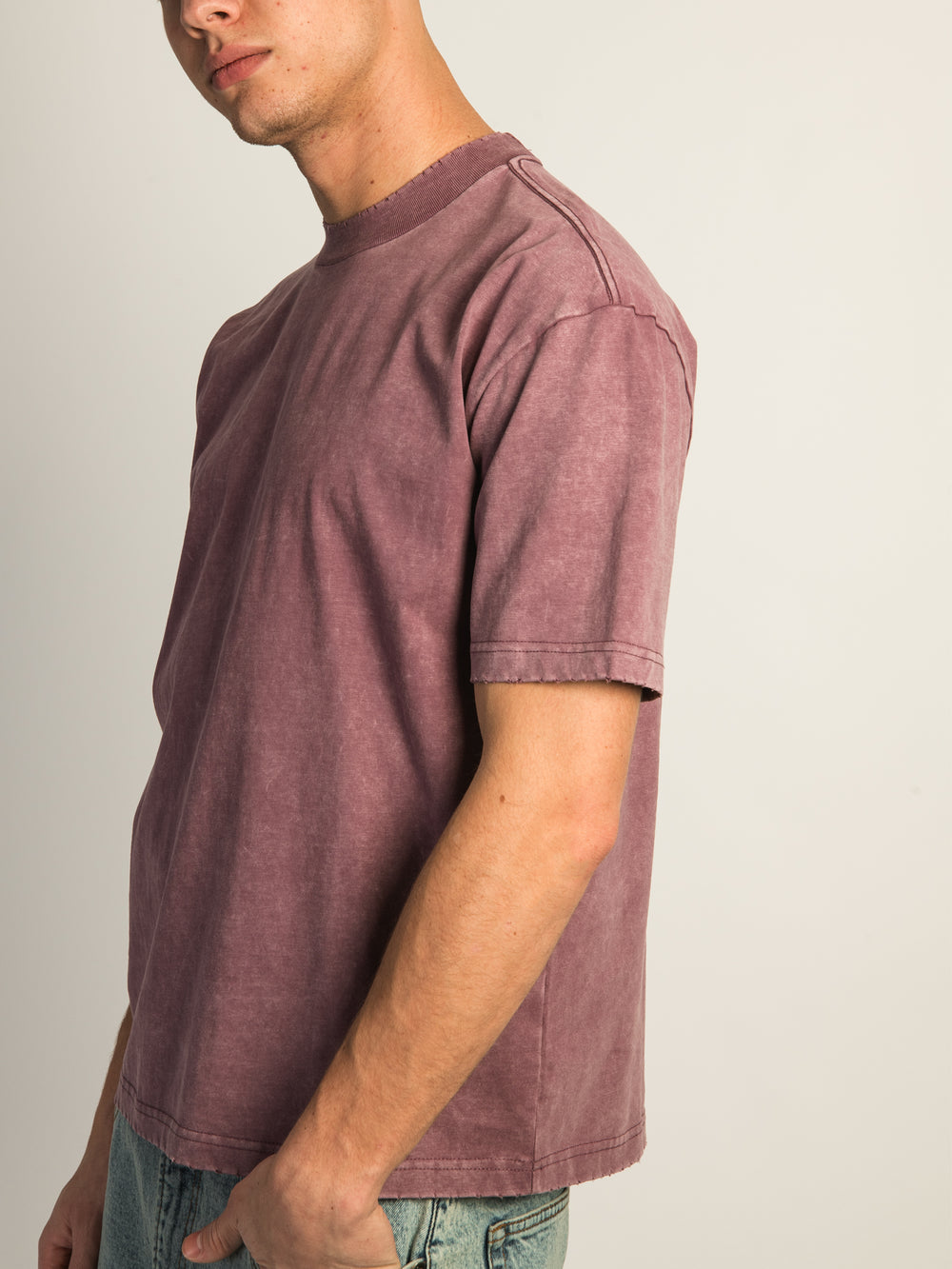 KOLBY HEAVYWEIGHT T-SHIRT - PEBBLE