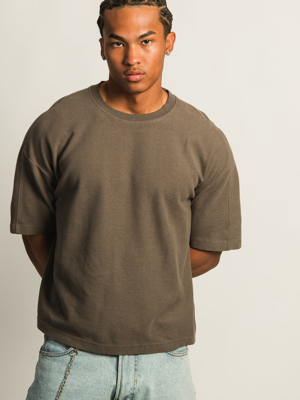 KOLBY SHORT CUT KNIT TEE- IRON