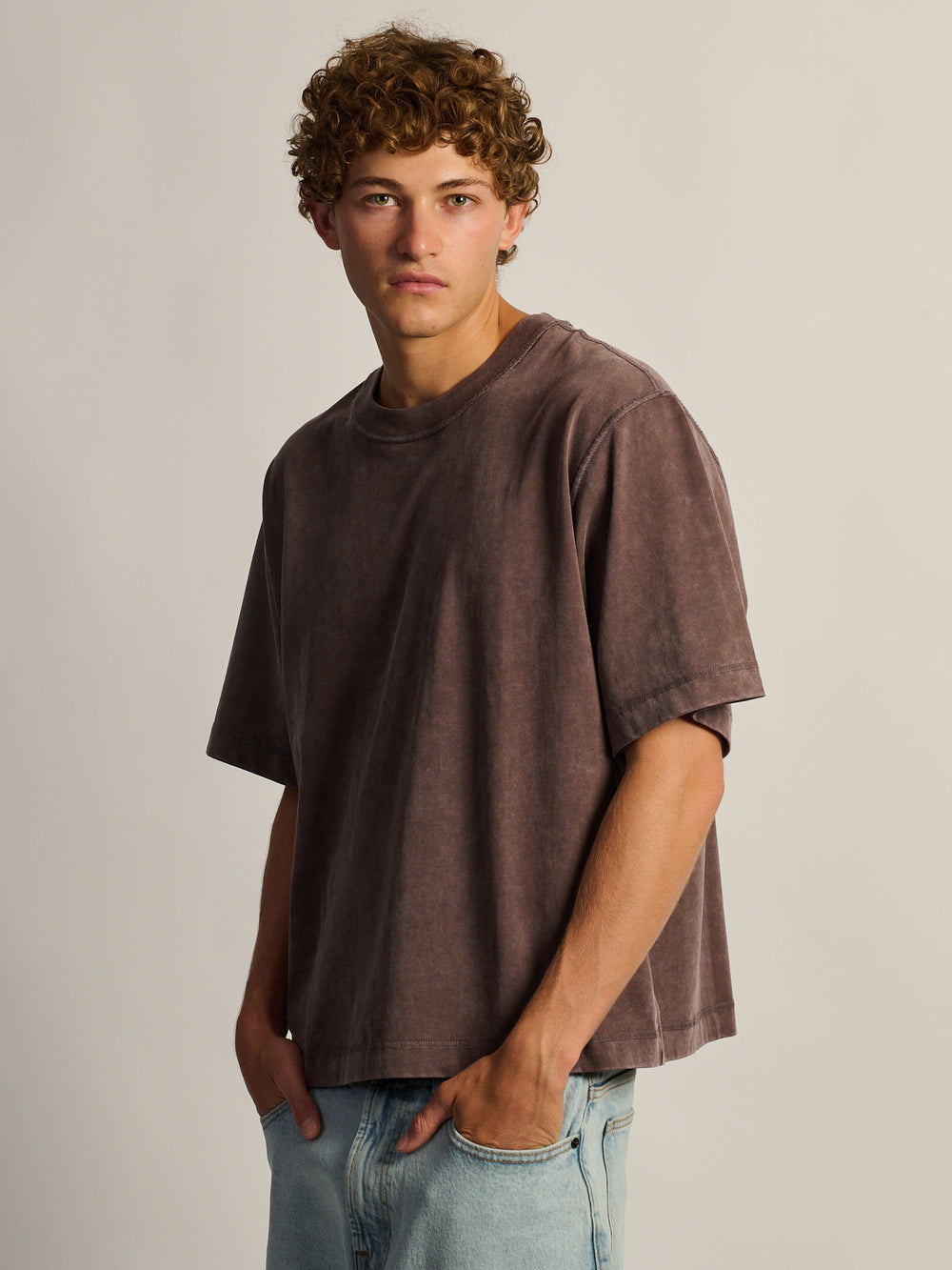 KOLBY SHORT CUT HEAVYWEIGHT TEE - BROWN