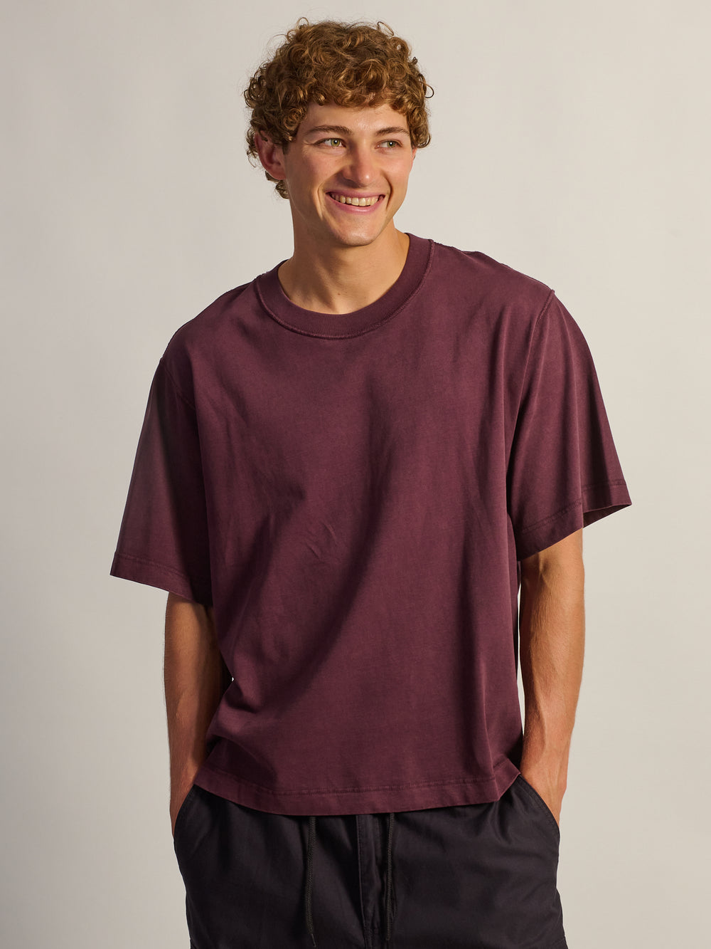 KOLBY SHORT CUT HEAVYWEIGHT TEE - PLUM