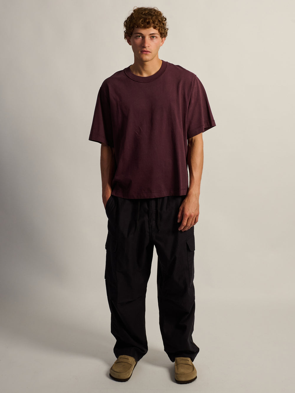 T-SHIRT COURT KOLBY HEAVYWEIGHT - PRUNE