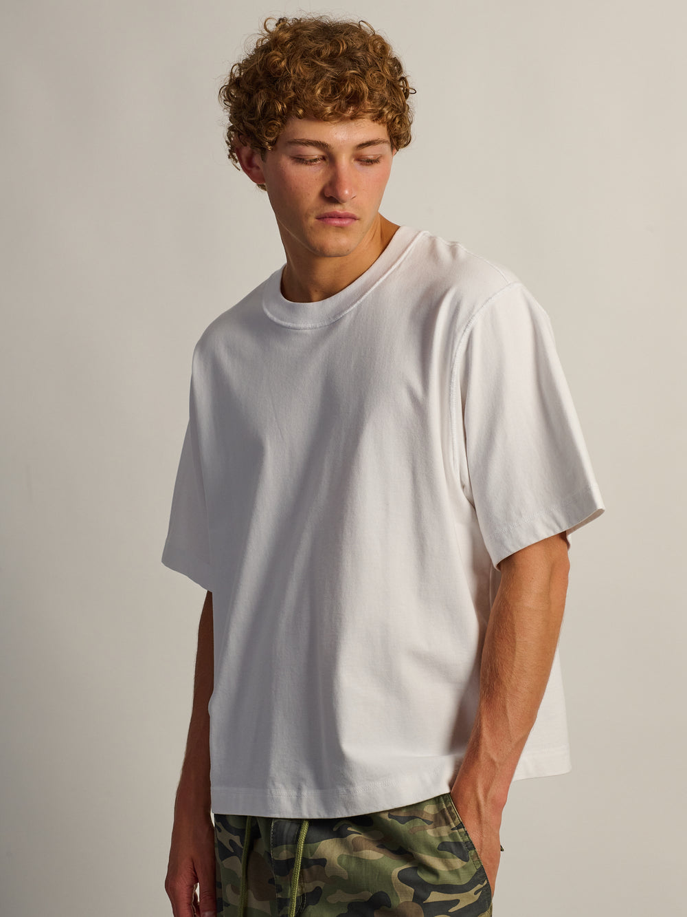 KOLBY SHORT CUT HEAVYWEIGHT TEE - WHITE