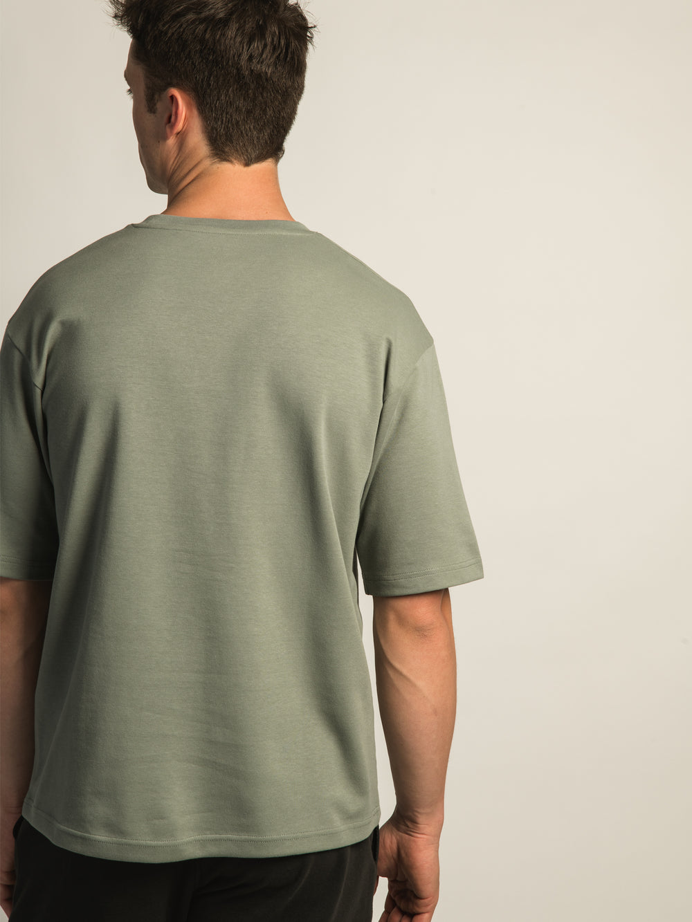 KOLBY KEEP COOL BOXY FIT TEE - GREEN