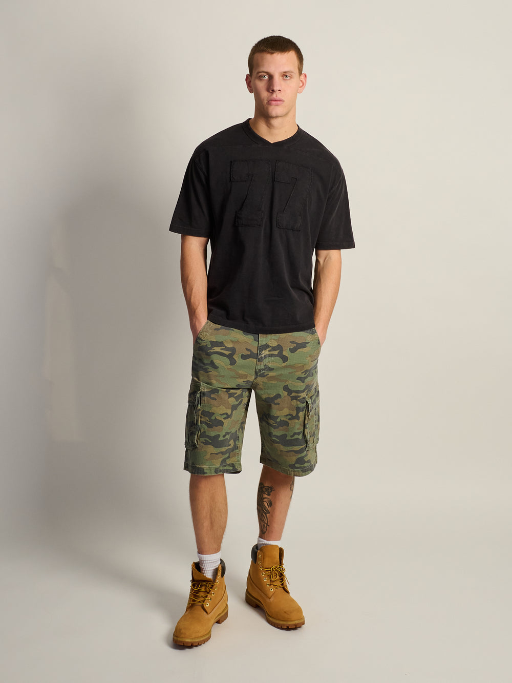 KOLBY LOOSE FIT FOOTBALL TEE - BLACK