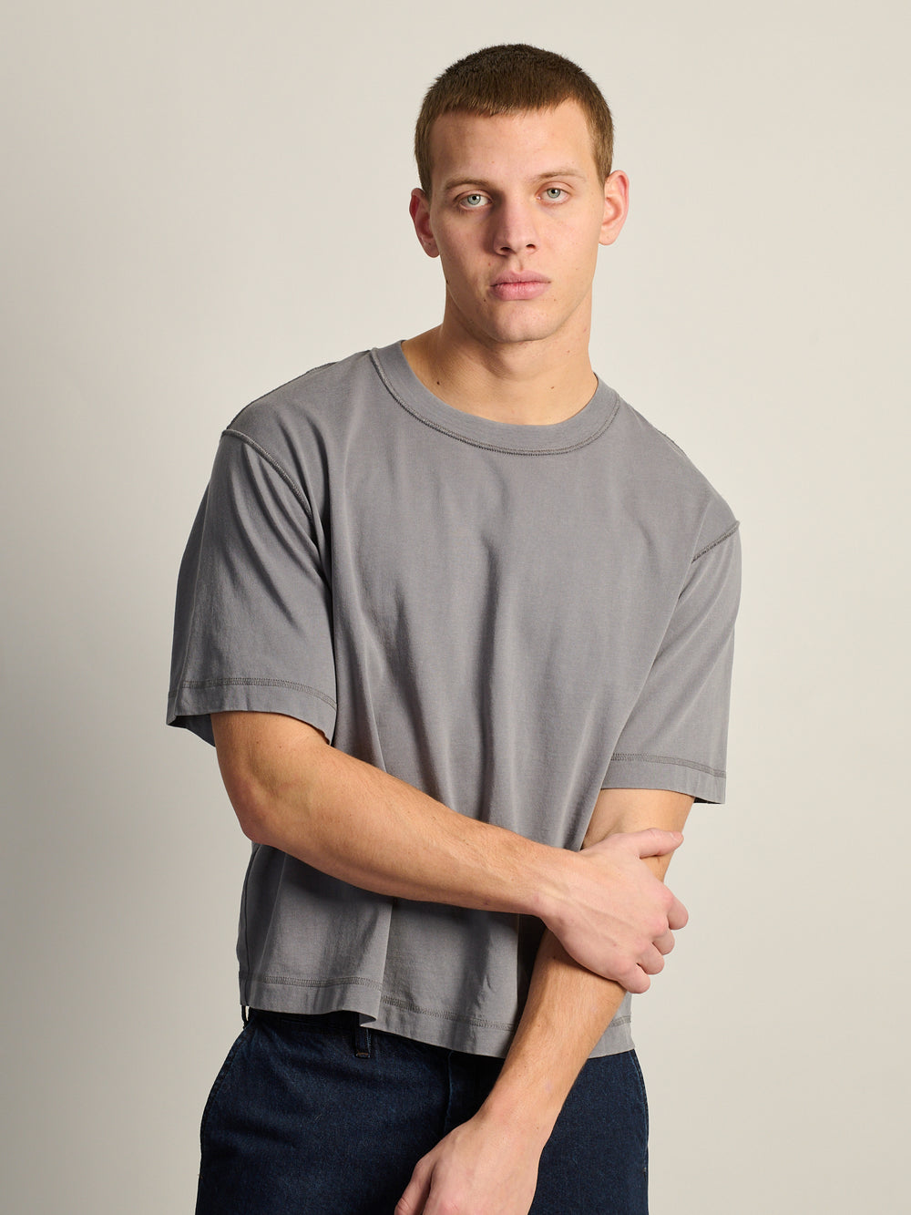 KOLBY SHORT CUT VINTAGE TEE - CHARCOAL