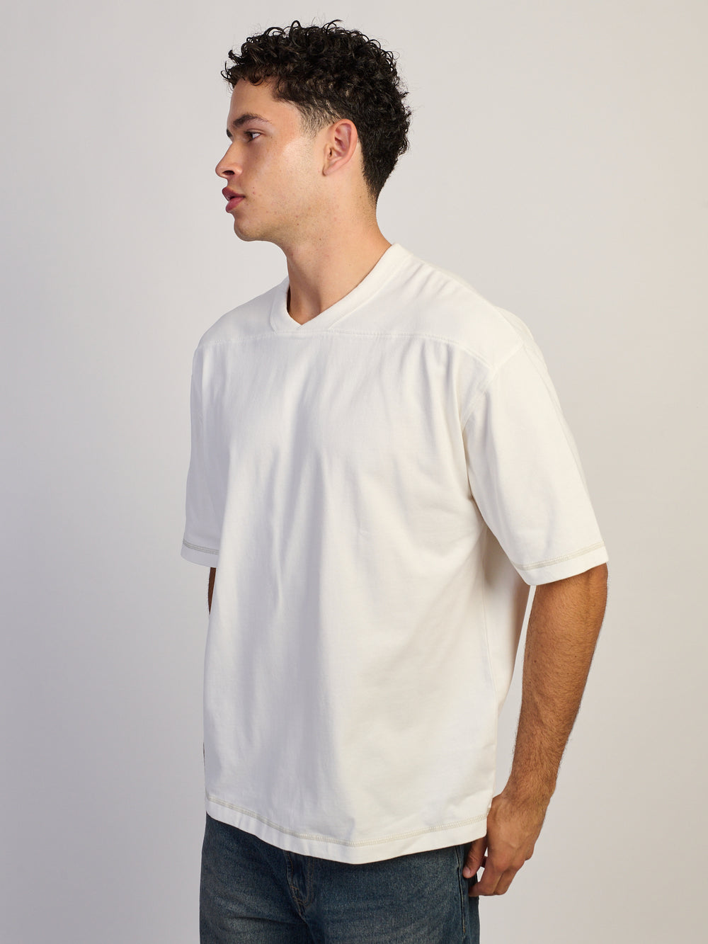 KOLBY CONTRAST STITCH T-SHIRT - OFF WHITE