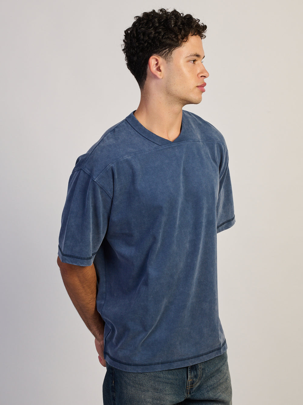 T-SHIRT KOLBY À SURPIQÛRES CONTRASTANTES - BLEU