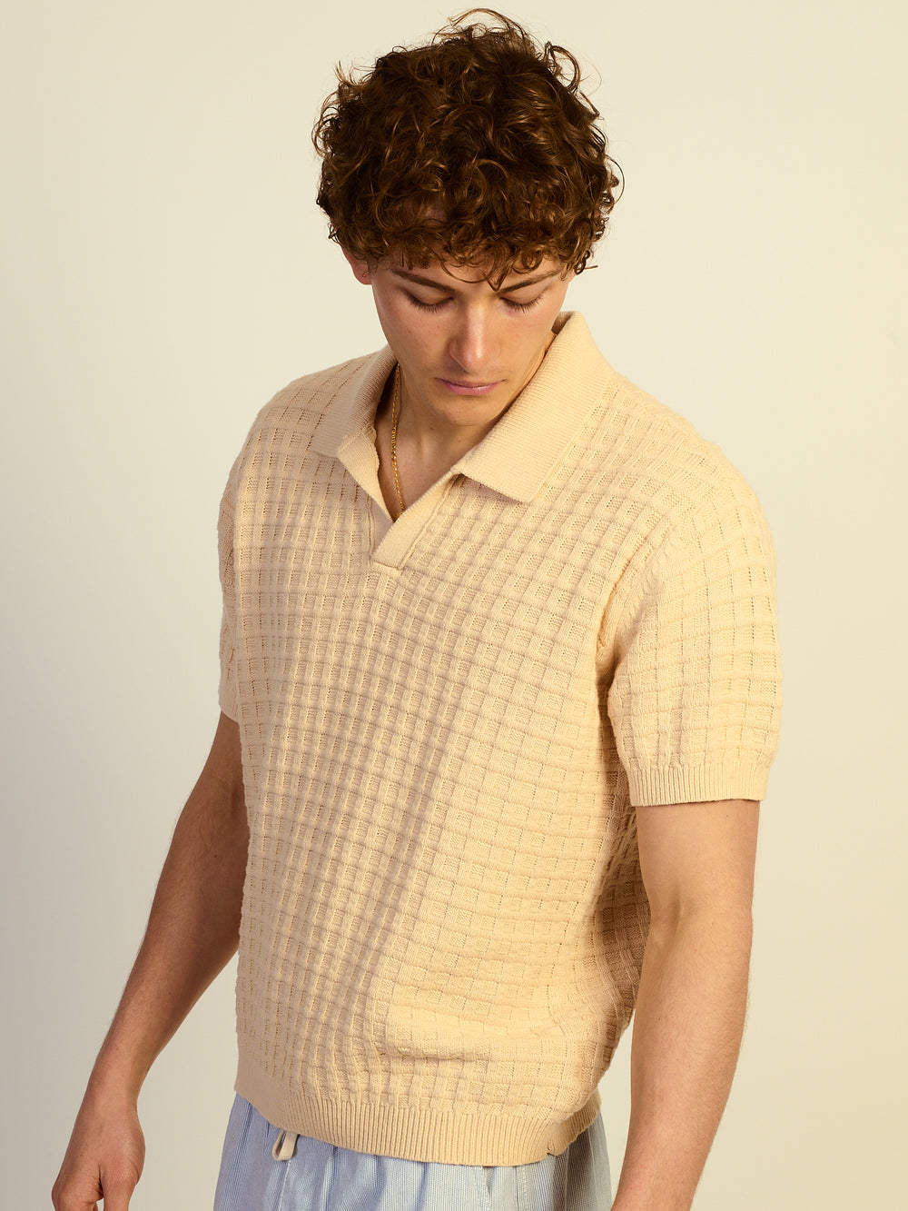 KOLBY RELAXED FIT KNIT POLO - NATURAL