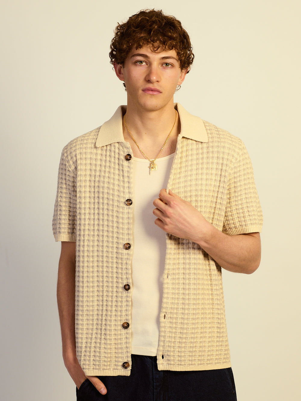 KOLBY RELAXED FIT KNIT BUTTON UP - IRON