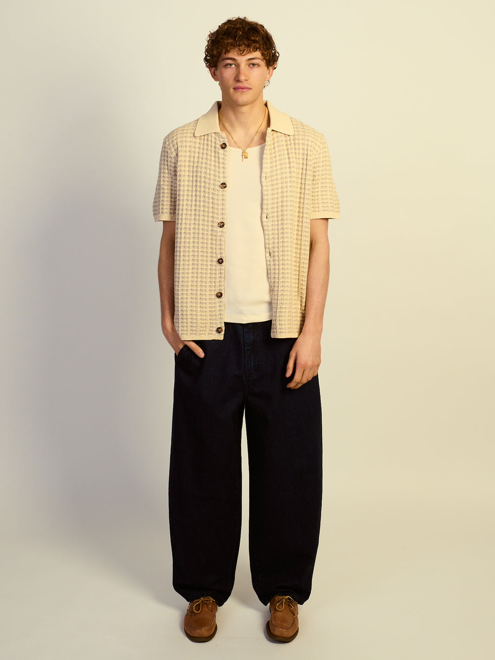 KOLBY RELAXED FIT KNIT BUTTON UP - IRON