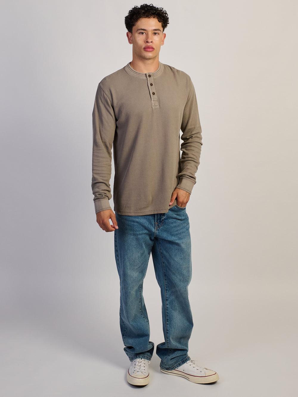 T-SHIRT HENLEY TEXTURÉ EN TRICOT WAFFLE KOLBY - TAUPE