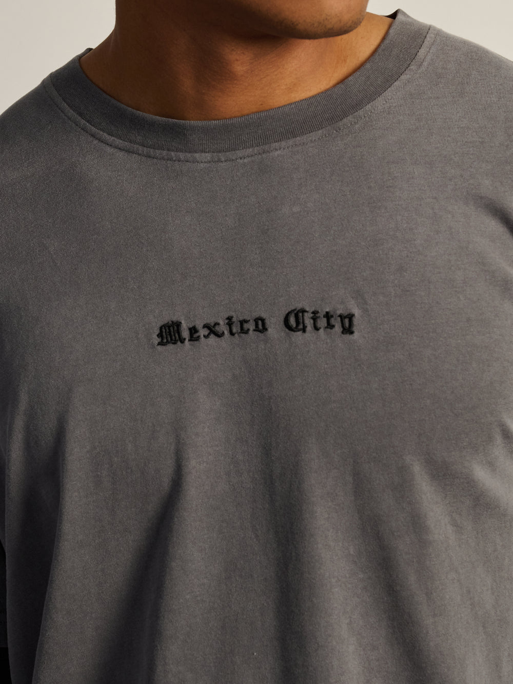 KOLBY LONG SLEEVE WAFFLE FOOTBALL T-SHIRT - CHARCOAL