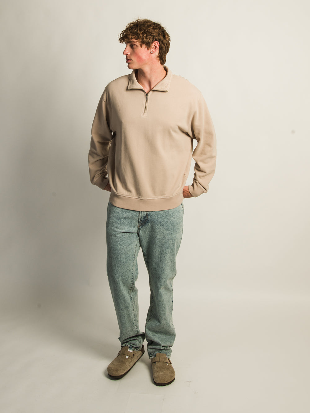 KOLBY RELAXED FIT QUARTER ZIP - PEBBLE