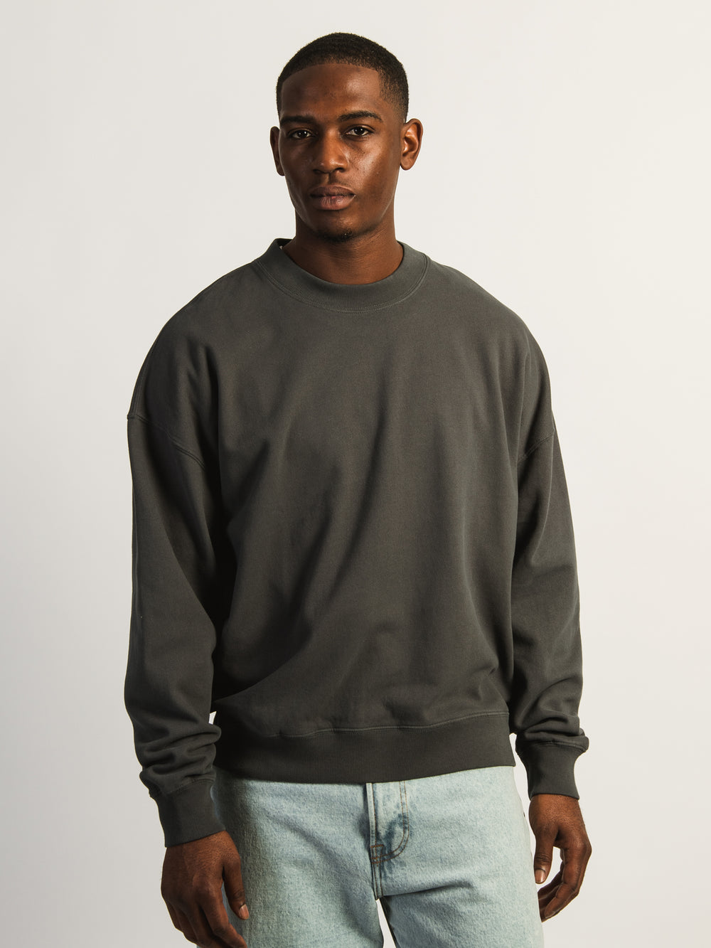 CHANDAIL KOLBY CREW COUPE DÉCONTRACTÉE - ASH