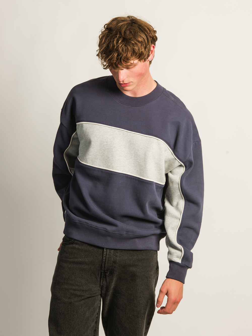 KOLBY STRIPED RELAXED CREW FIT - PERIWINKLE