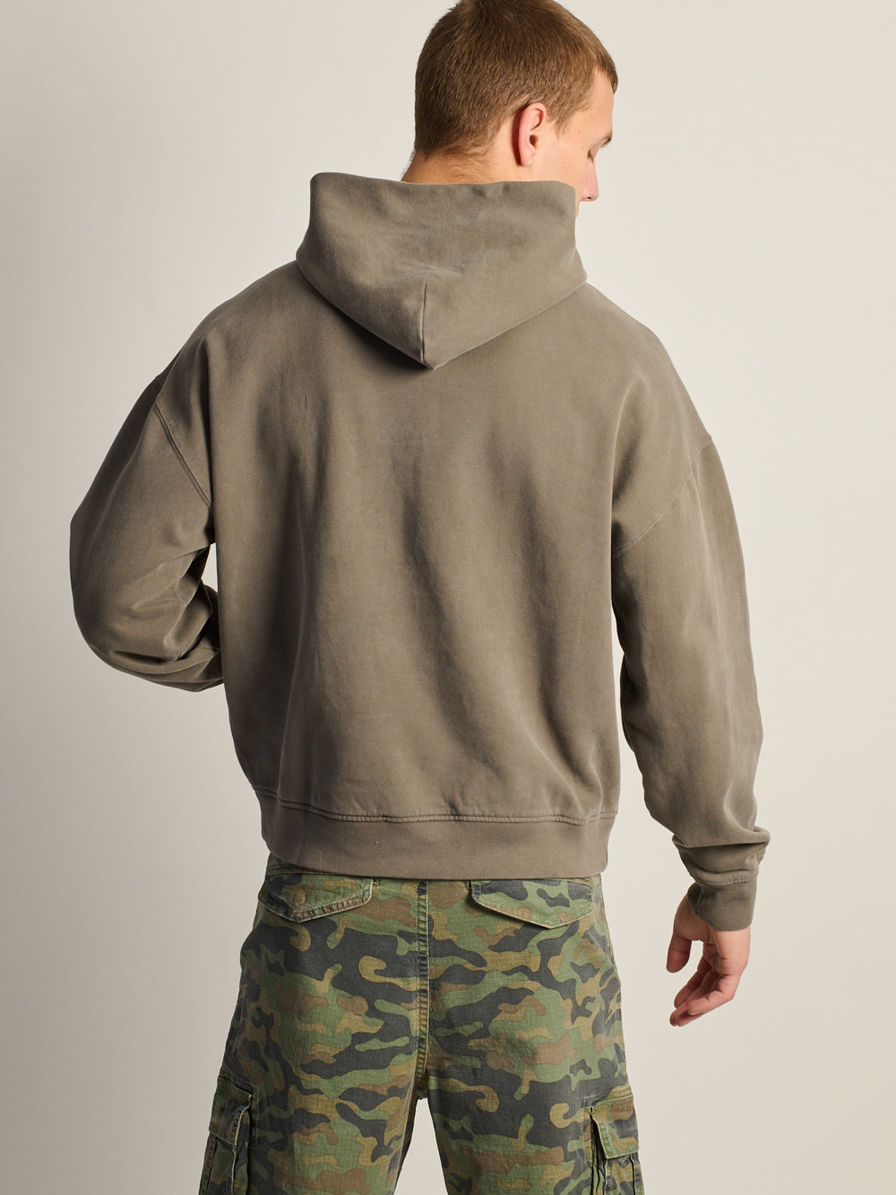 HOODIE DÉCONTRACTÉ KOLBY – IRON