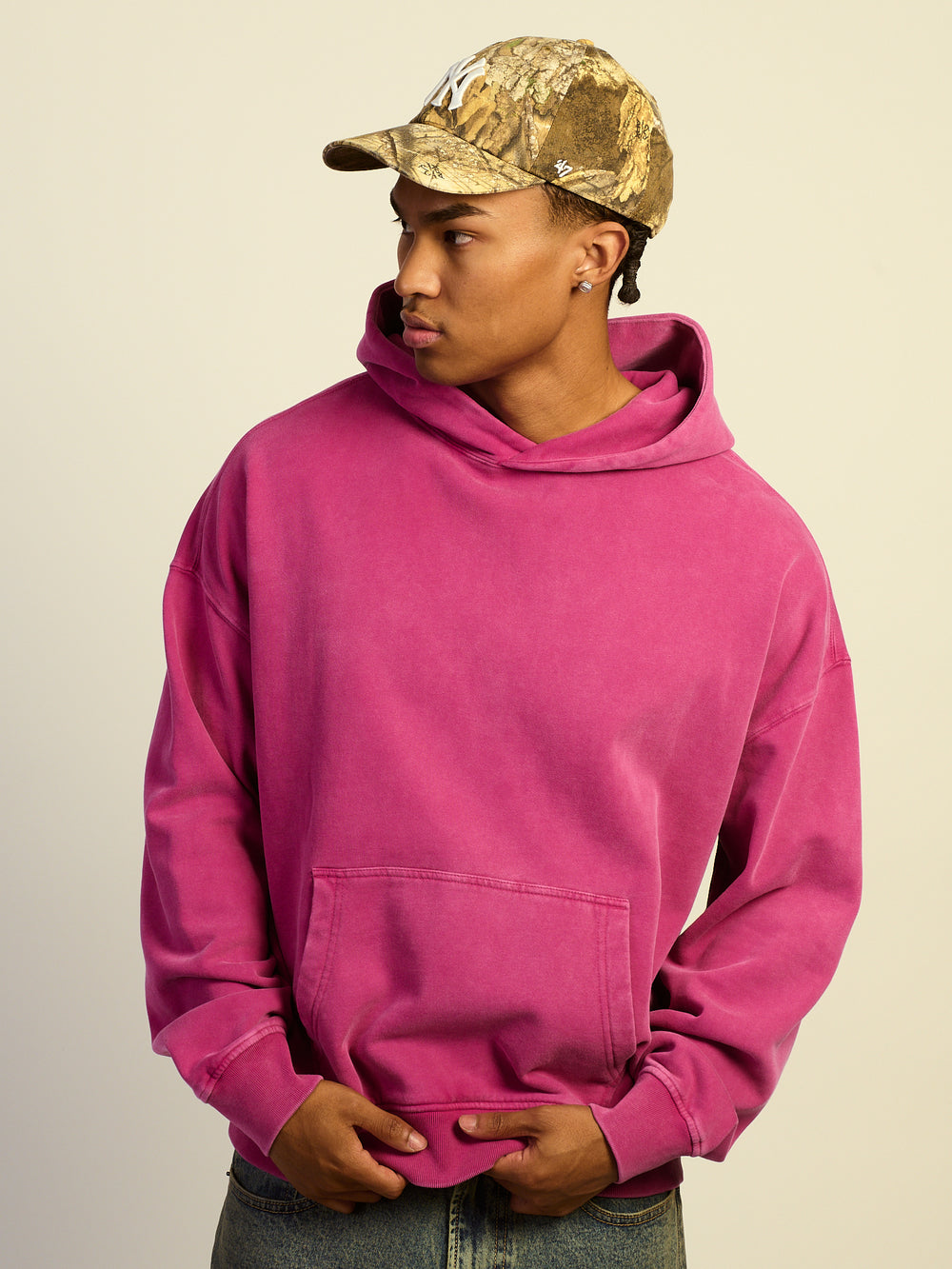 KOLBY RELAXED FIT HOODIE - MAGENTA