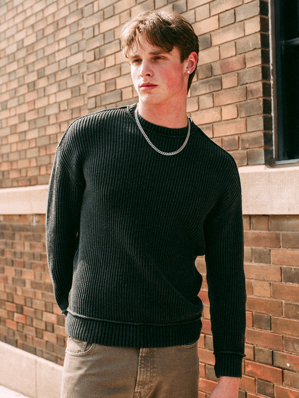 KOLBY RIB KNIT SWEATER - BLACK
