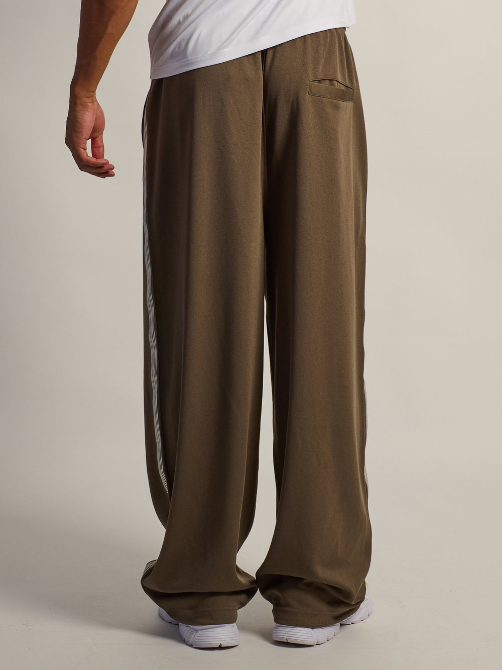 KOLBY SUPER BAGGY KNIT PANT - BRUN