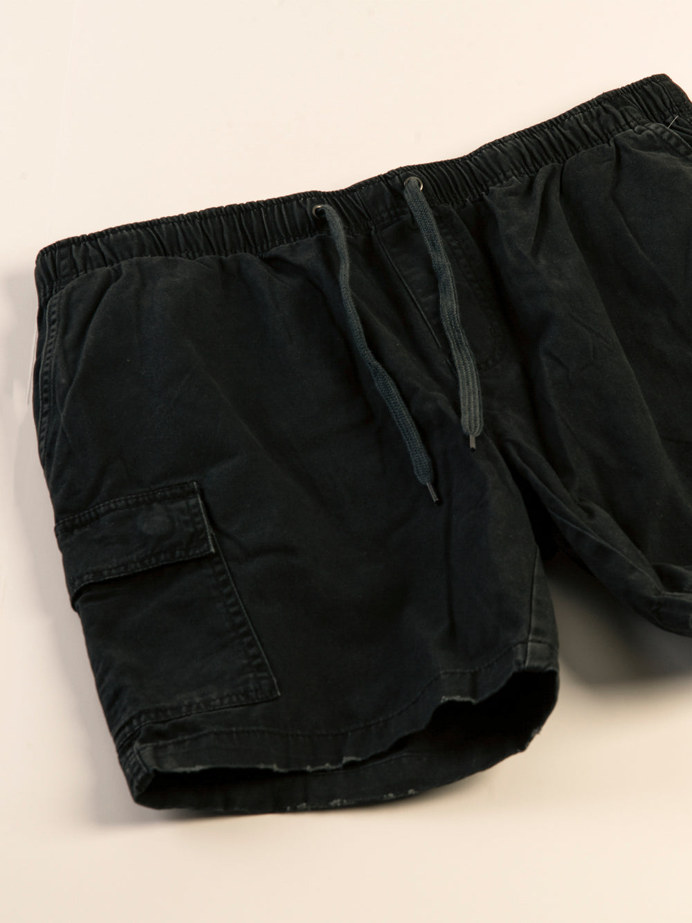 KOLBY BRISE LA CARGAISON COURTE - DÉGAGEMENT