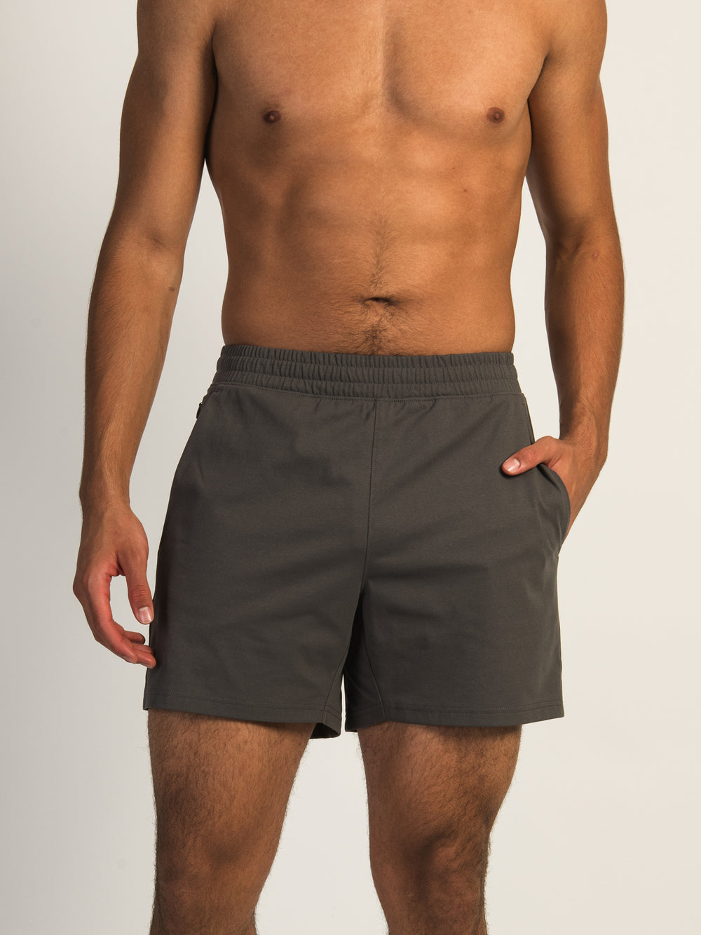 KOLBY KEEP COOL STRETCH PULL ON SHORT - CHARCOAL