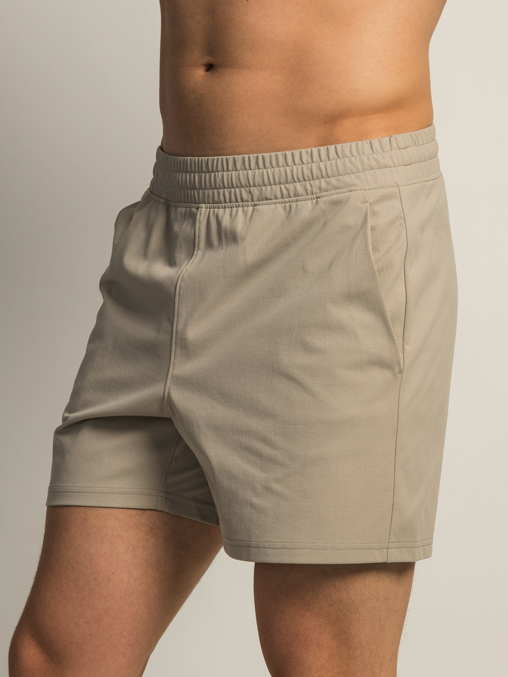 SHORT EXTENSIBLE À ENFILER KOLBY – PEBBLE