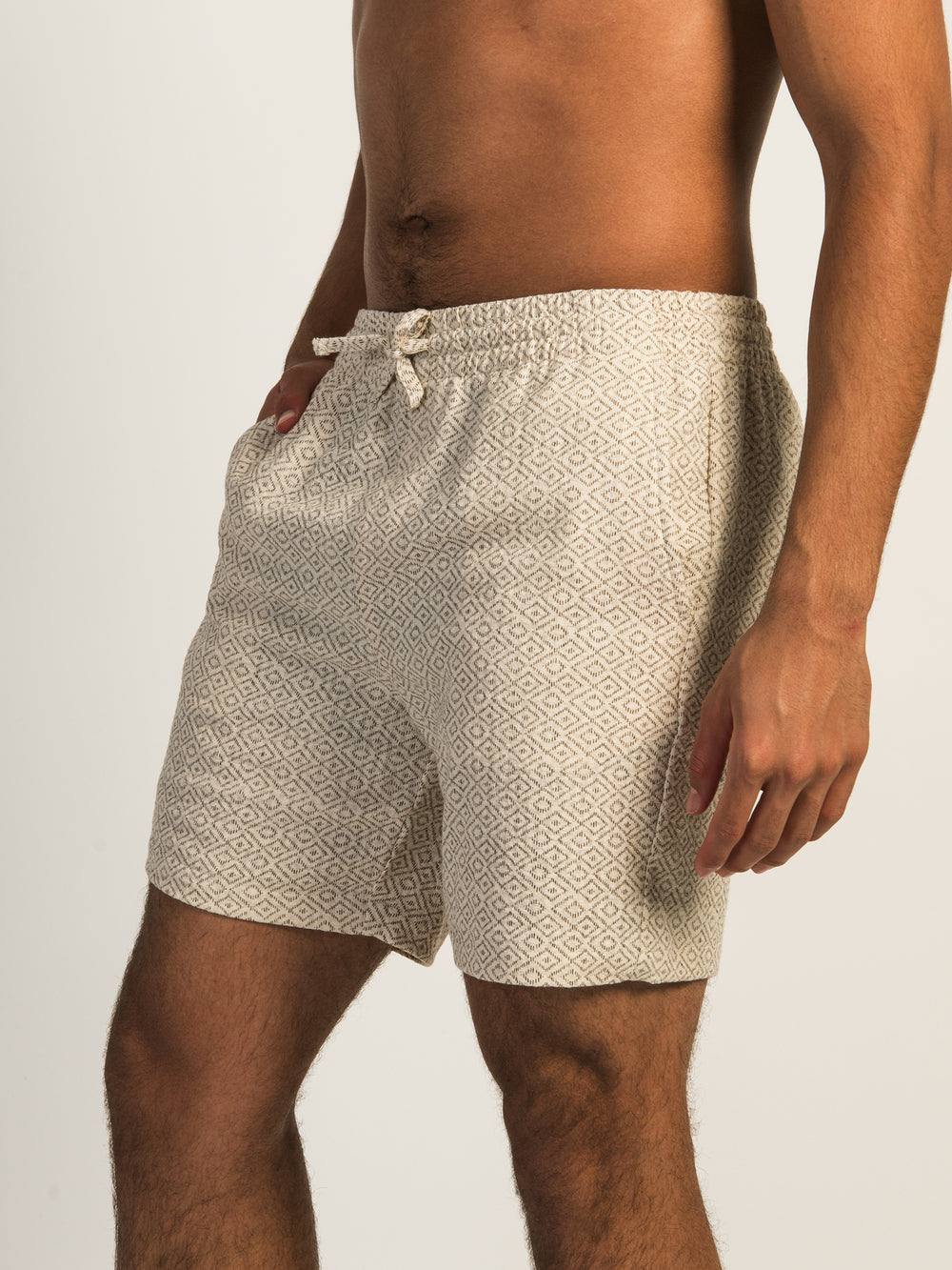 KOLBY TEXTURED SHORT - CREAM