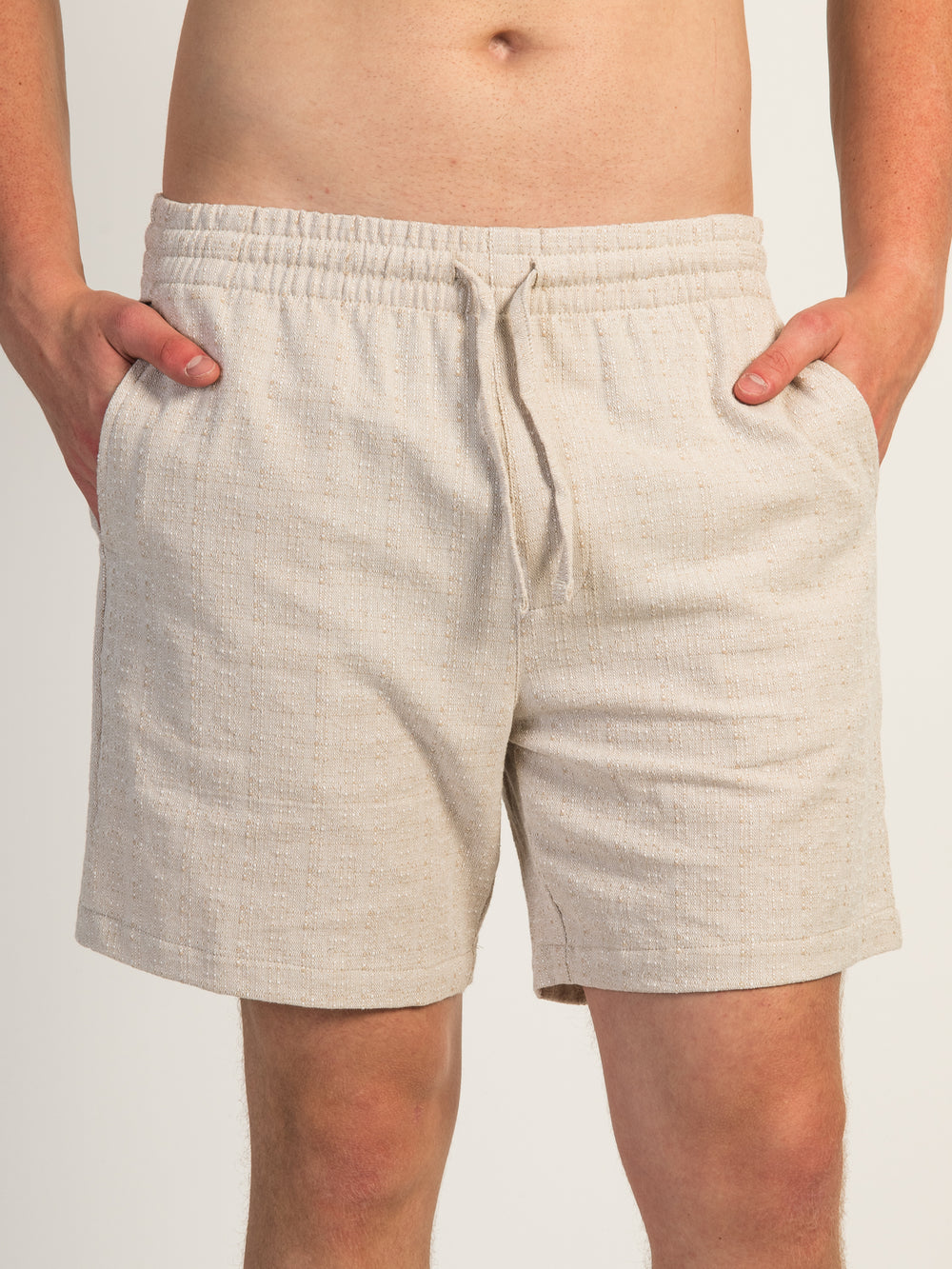 KOLBY TEXTURED SHORT - NATURAL