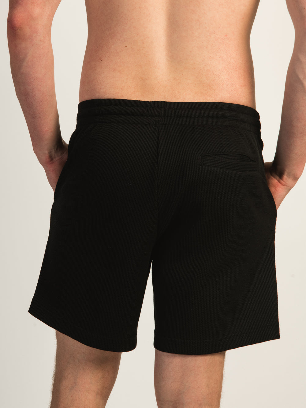 KOLBY WAFFLE SHORT - BLACK