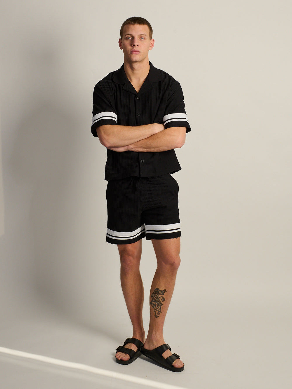 KOLBY RIBBED SHORT - BLACK