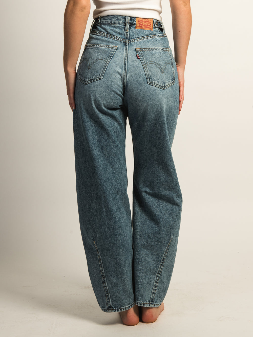 LEVIS LEVIS CINCH BARREL - LET LOVE IN - Boathouse