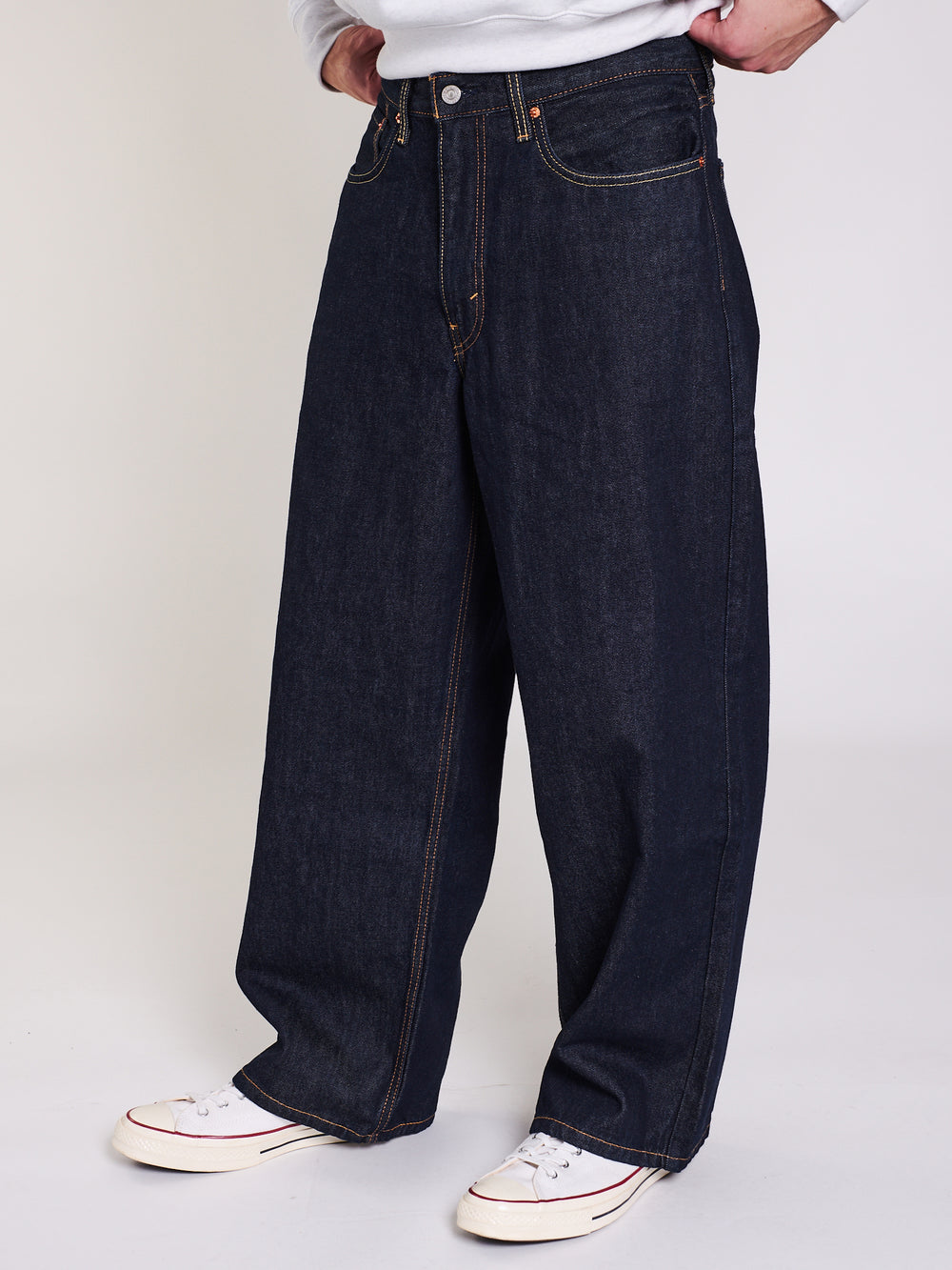 LEVIS EXTRA BAGGY JEANS