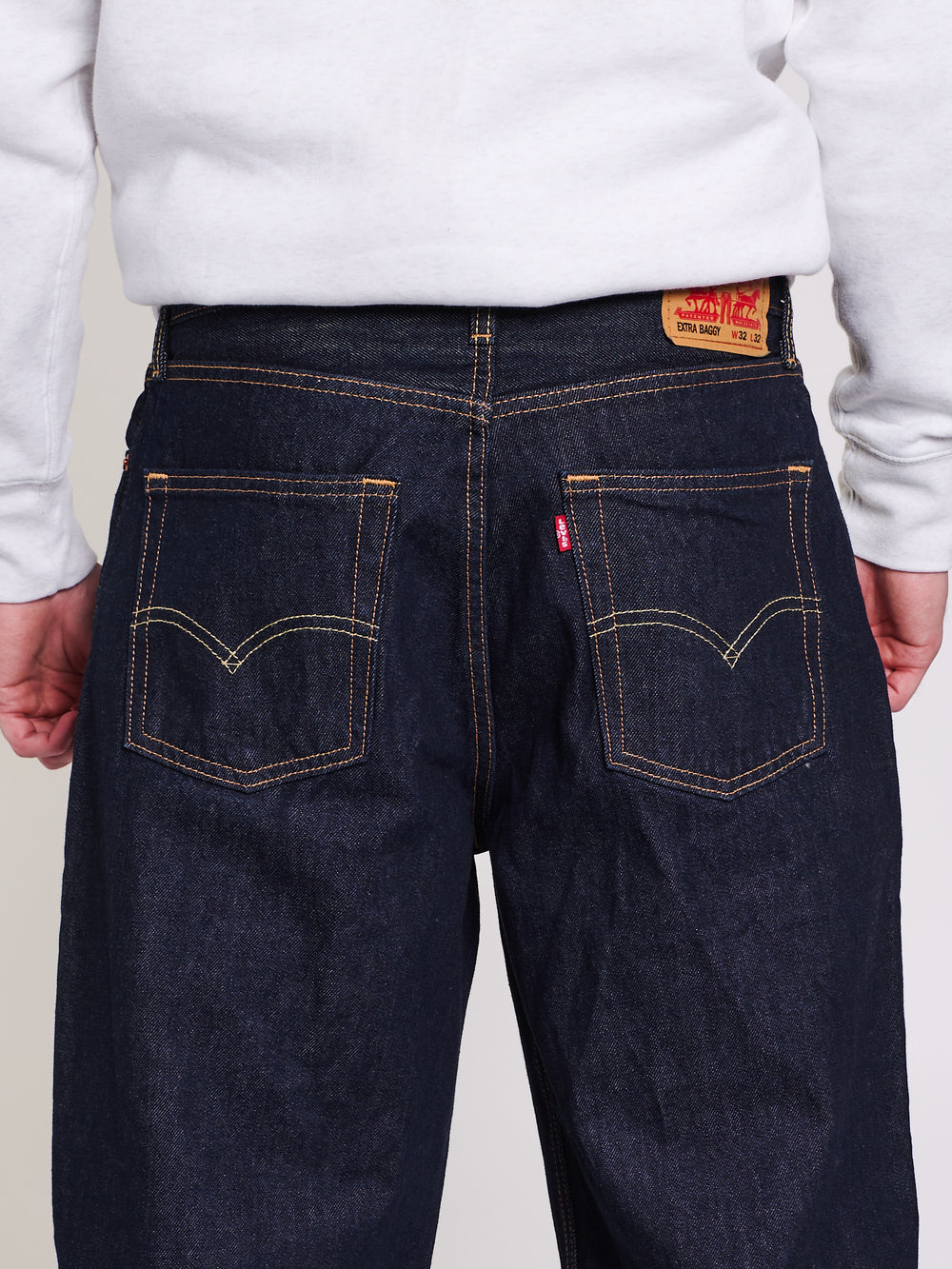 LEVIS EXTRA BAGGY JEANS