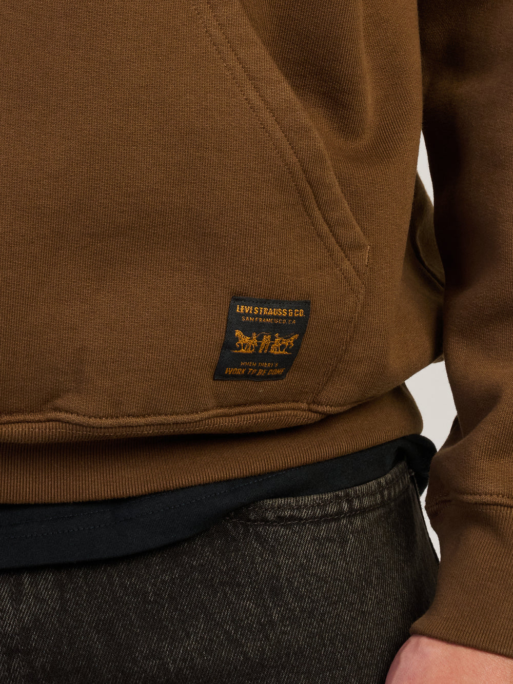 LEVIS LEVIS WORKWEAR PULL OVER HOODIE - DESERT - Boathouse