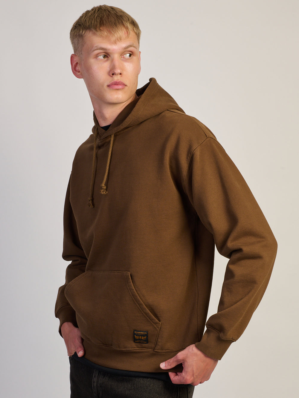 LEVIS LEVIS WORKWEAR PULL OVER HOODIE - DESERT - Boathouse