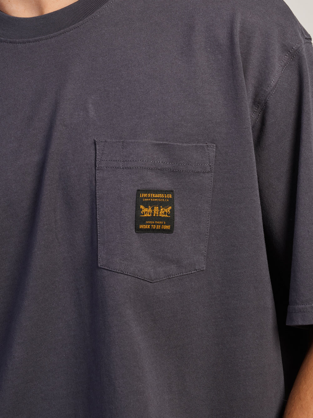 LEVIS WORKWEAR POCKET T-SHIRT - PERISCOPE