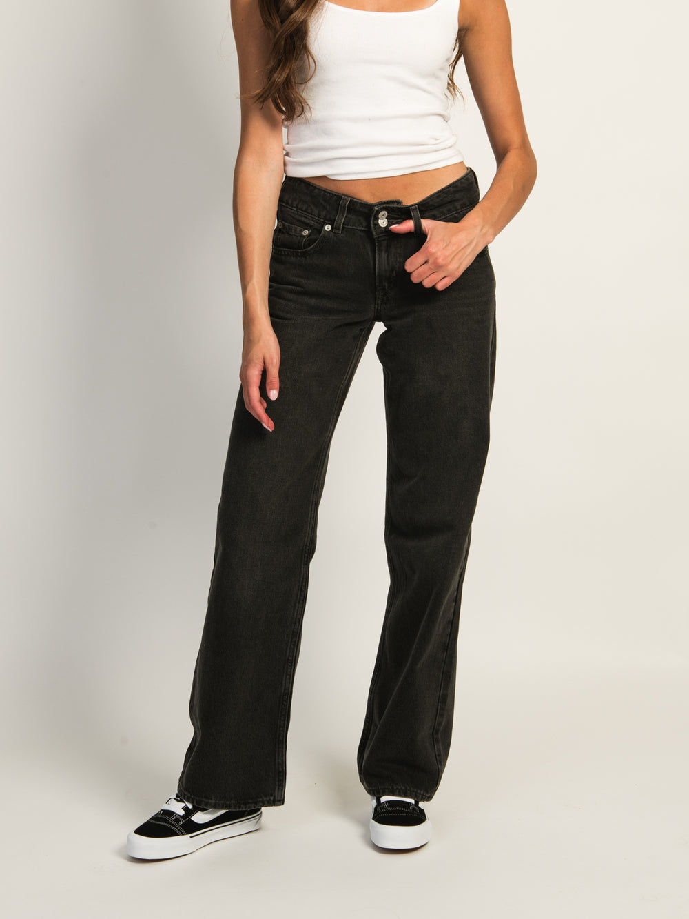 JEAN LEVIS SUPER LOW - MIC DROPPED