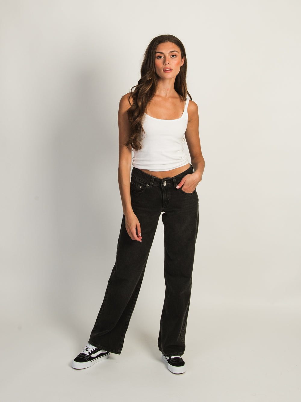 JEAN LEVIS SUPER LOW - MIC DROPPED