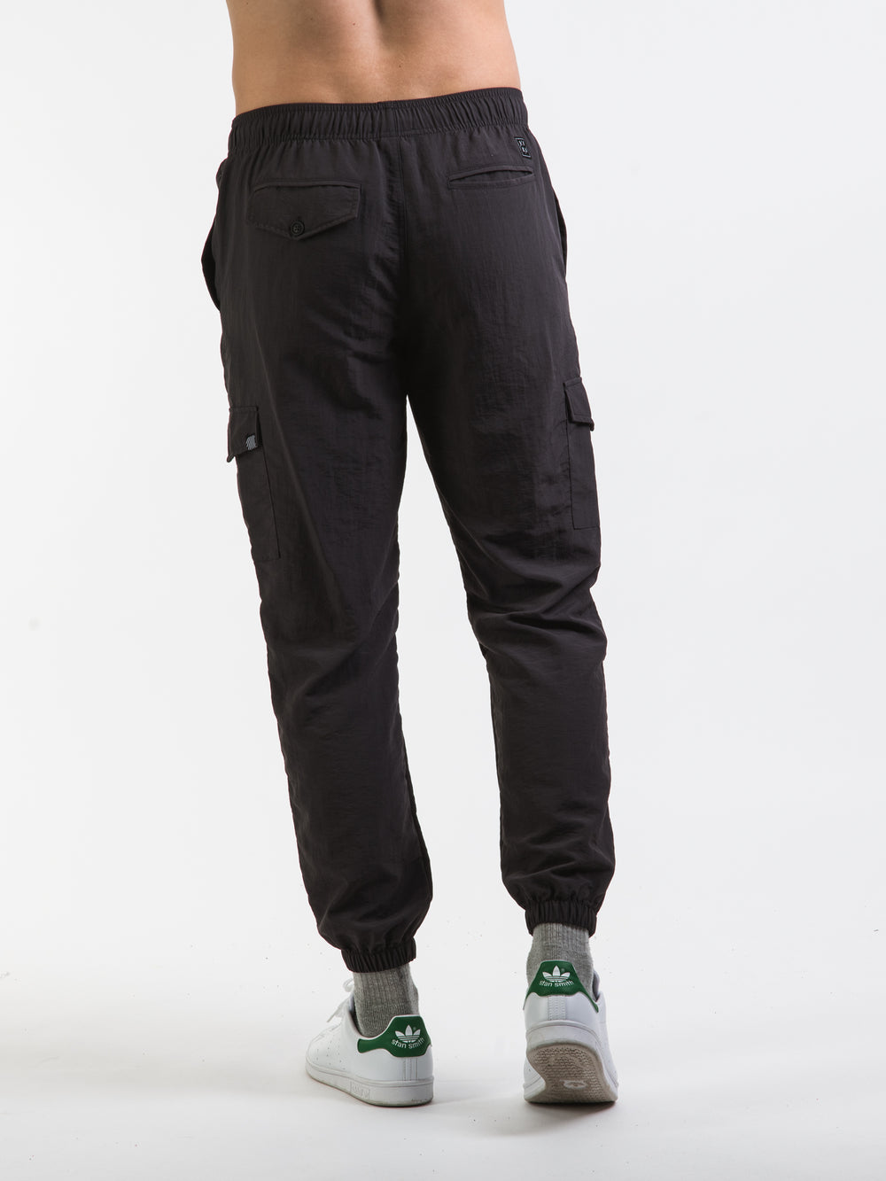 JOGGER CARGO EN NYLON LIRA ROTHSAY