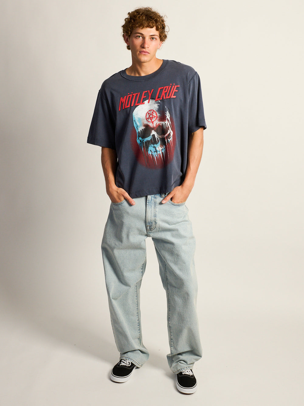VINTAGE MOTLEY CREW TEE