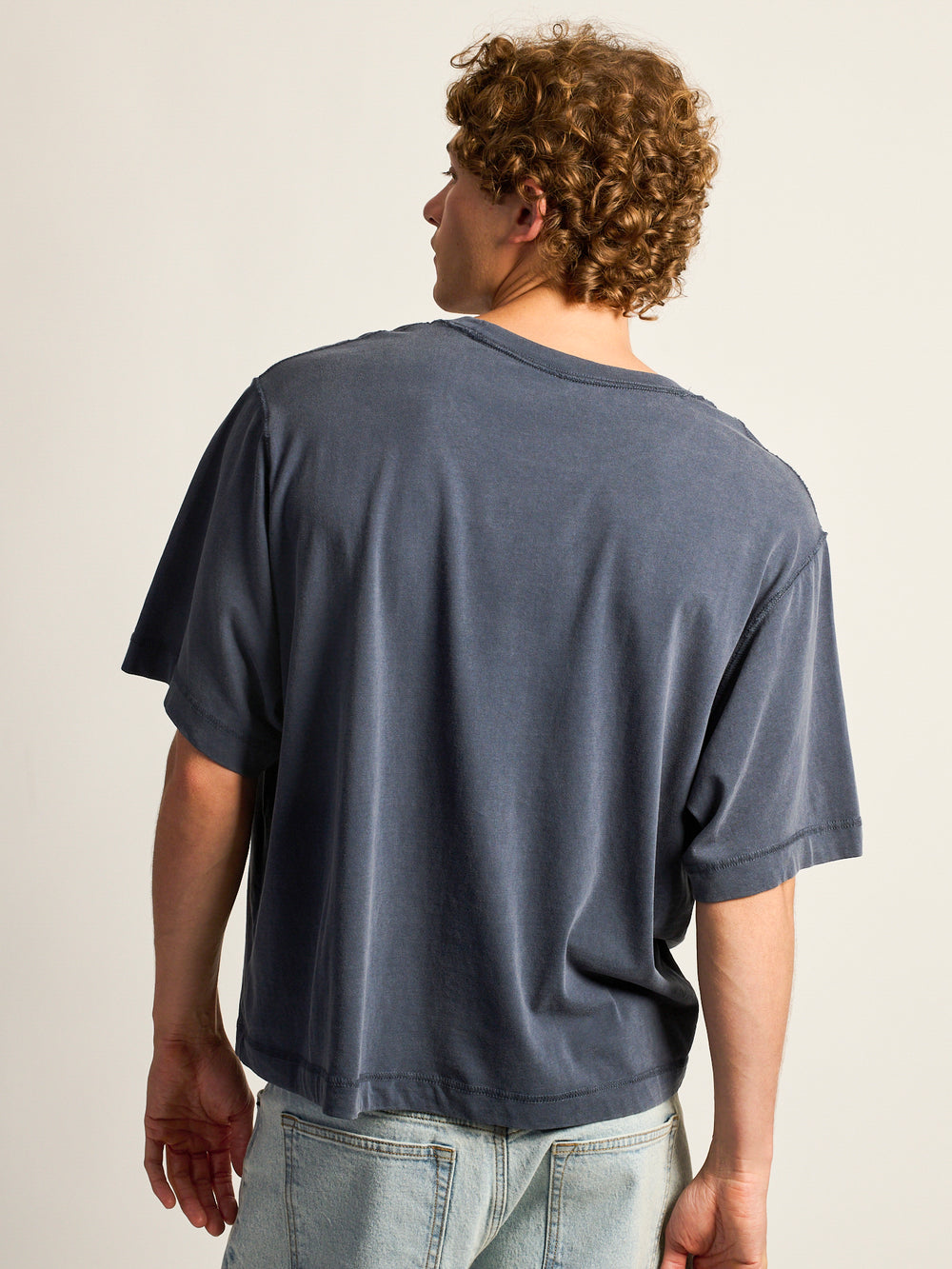 VINTAGE MOTLEY CREW TEE